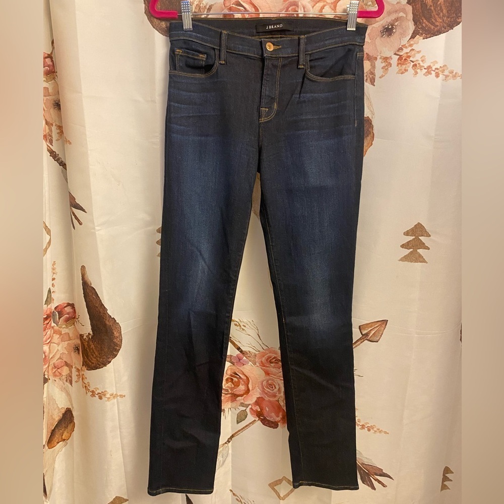 Size 28 J Brand straight leg jeans​​​​